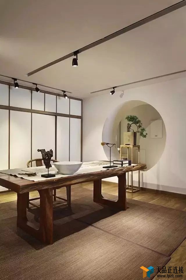 ʽ鷿룬ƸҰۺỵ́