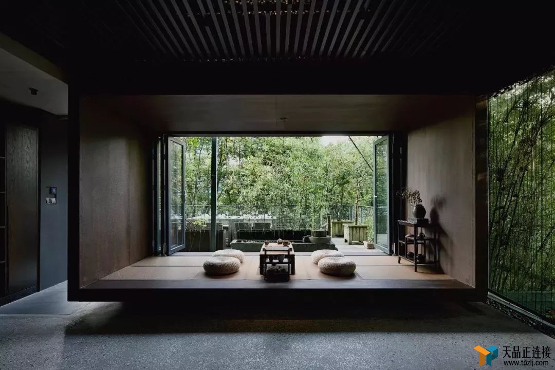 ⣬ϵڣչ