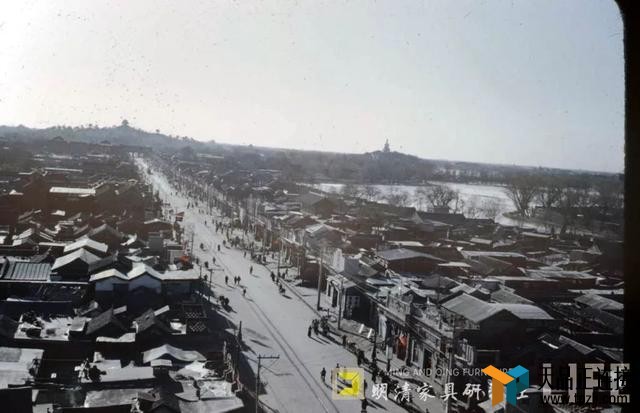 1946